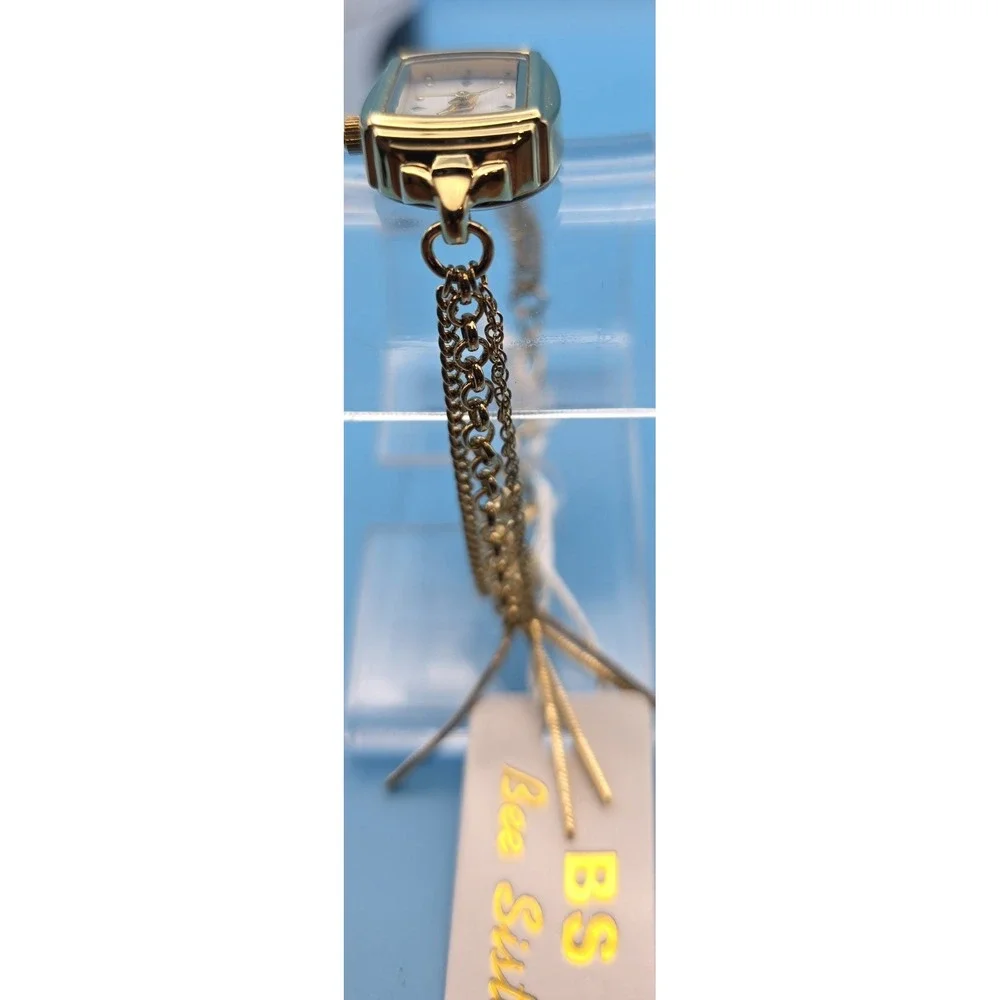 Bee‎ Sister Women's Goldtone Bracelet Watch 7in New #0341